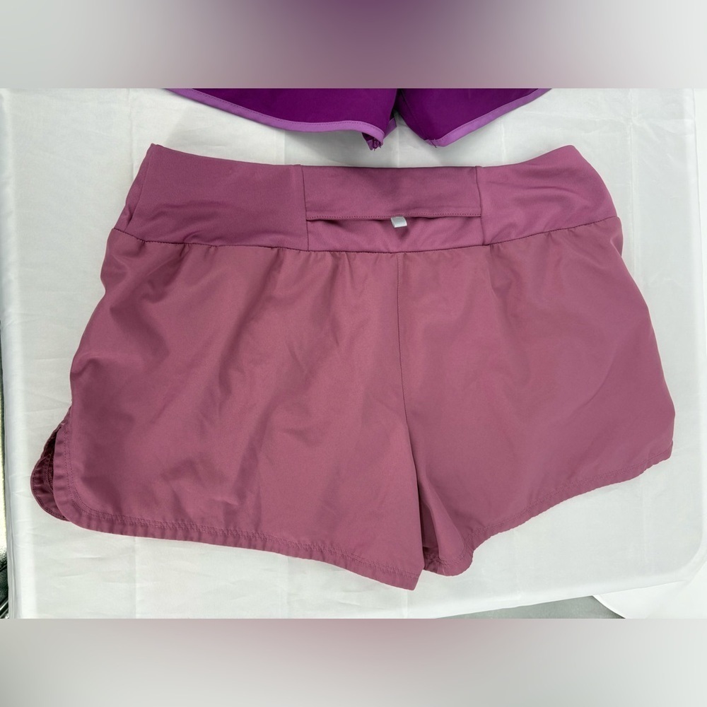 Nike & North Face Athletic Shorts 4 Pieces Bundle - Picture 6 of 14